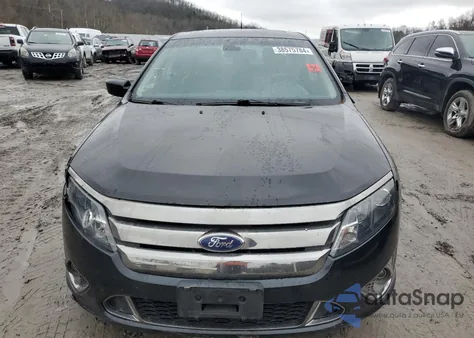 2011 Ford Fusion Sport z USA, uszkodzony, nr VIN 3FAHP0KC4BR234494